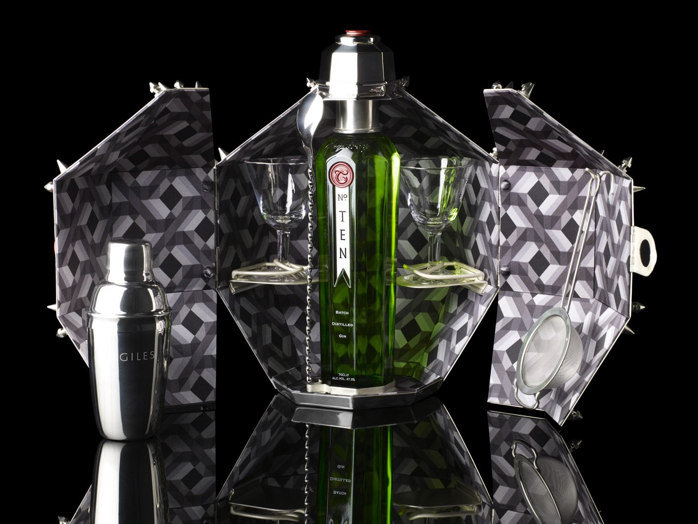 tanqueray.jpg